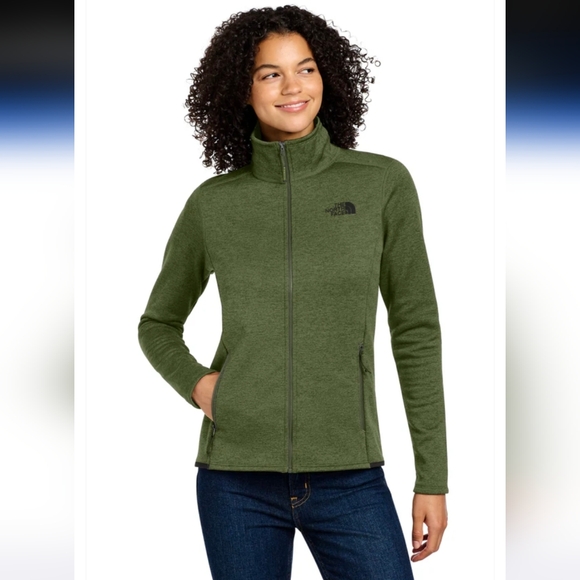 The North Face Jackets & Blazers - The North Face Women's Skyline Full-Zip Fleece Jacket. Size Med